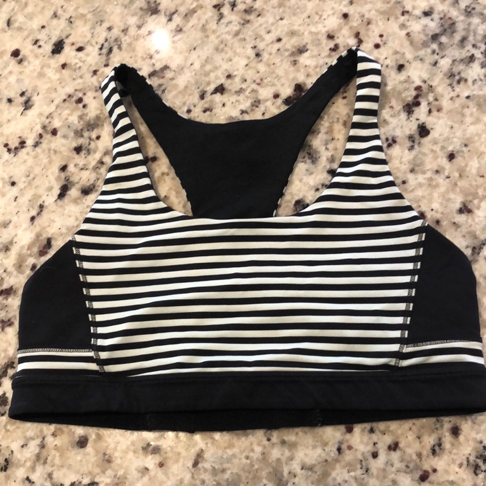 Lulu lemon 6 sports bra